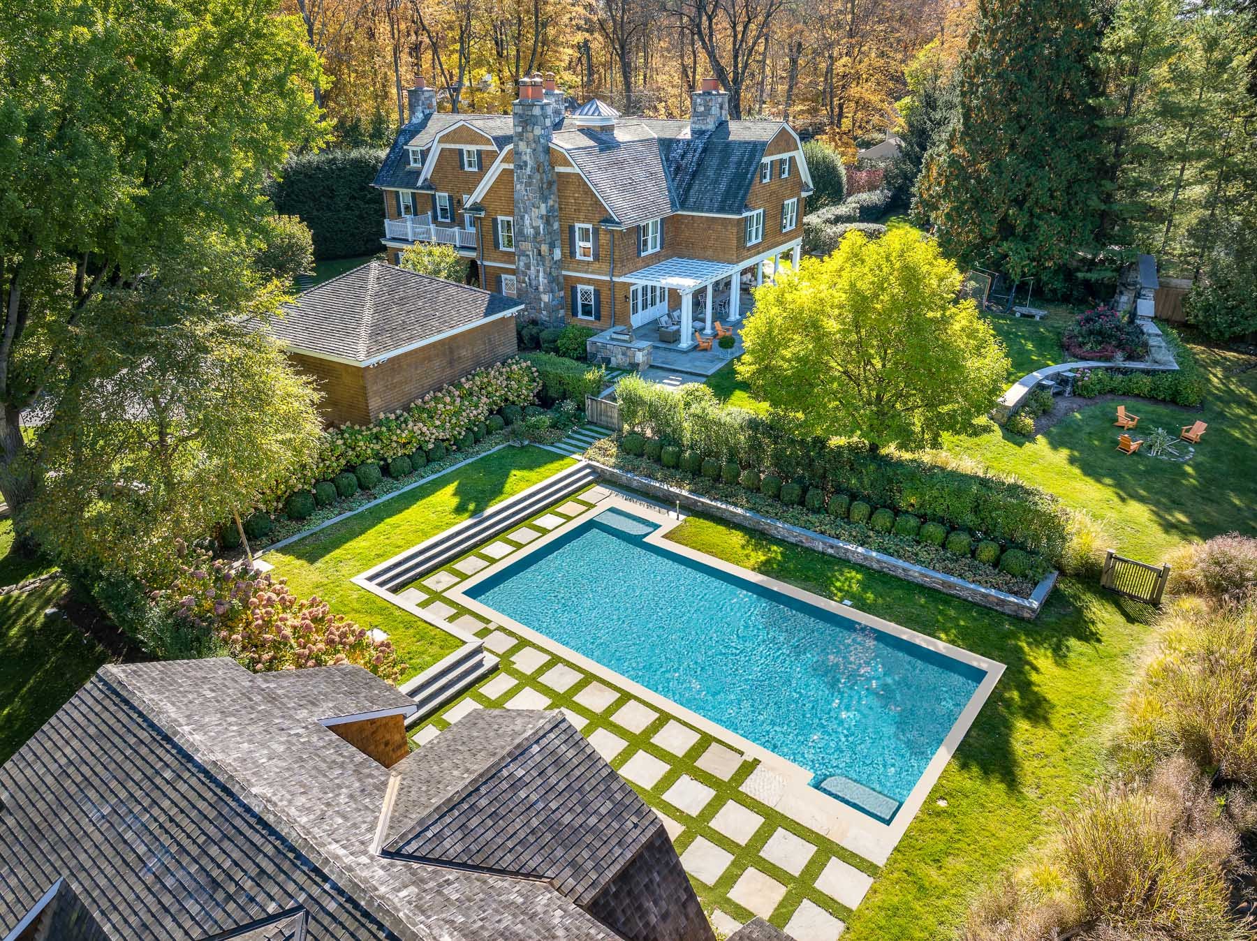 Property listing 212 Bedford Road 